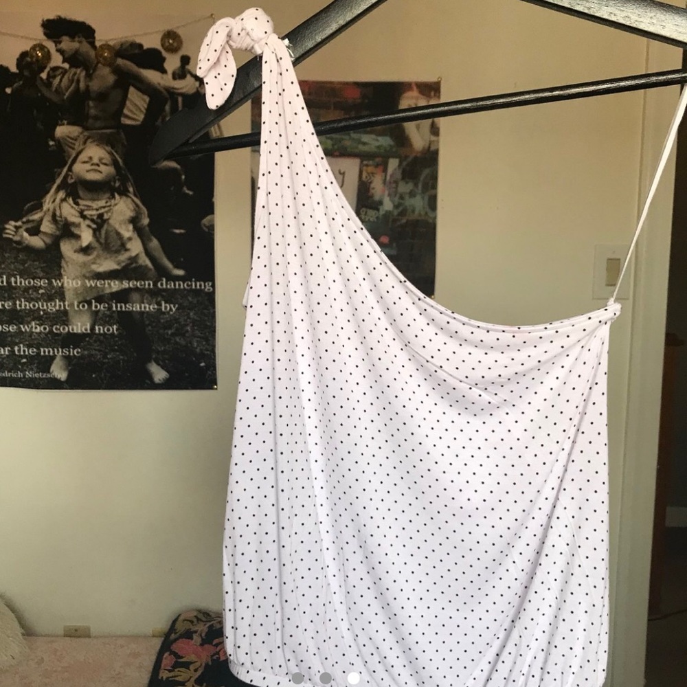 One shoulder top - Picture 3 of 3